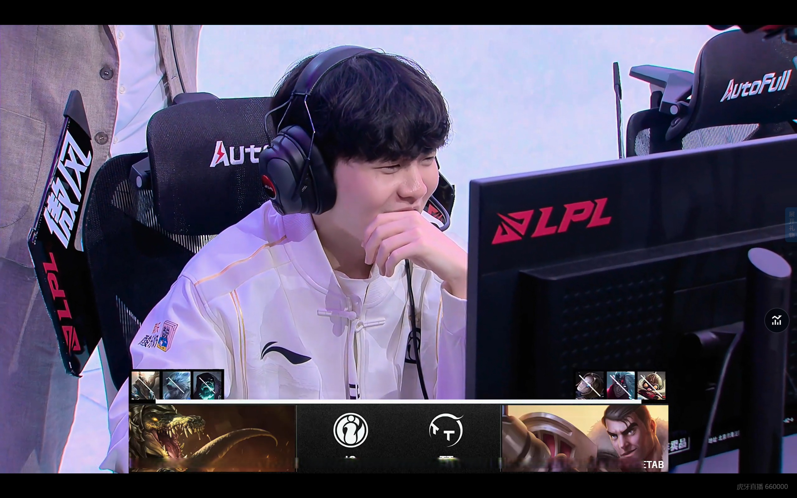 爱游戏移动端-Rookie在澳大利亚队比赛中败北，持续失利引发热议！